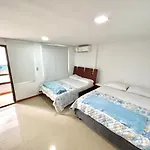 Amplio apartamento frente a la playa El Rodadero