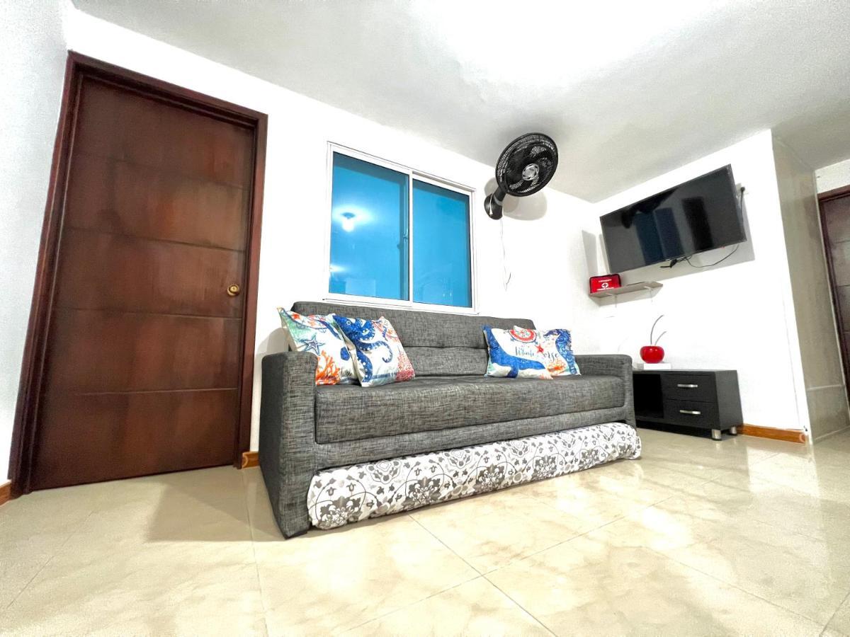 Amplio Frente A La Playa El Rodadero Apartamento Santa Marta (Magdalena)